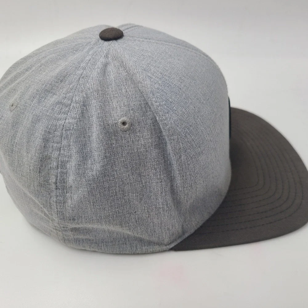 Volcom Hat‎ Snapback Grey Black Distressed Skate Skateboard Surf Casual Logo Men